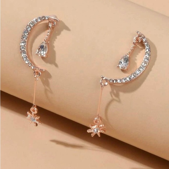 🌟BUY 1 GET 1 FREE🌟 Celestial Earrings - Picture 4 of 6